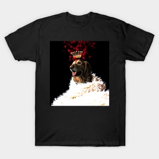 Golden Retriever with a crown of hearts, puppy love T-Shirt